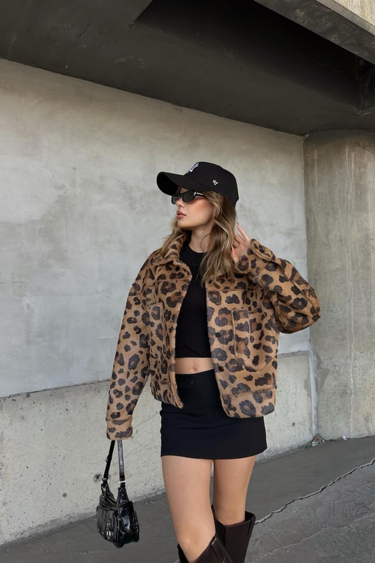 Leopar Tüylü Crop Ceket Camel