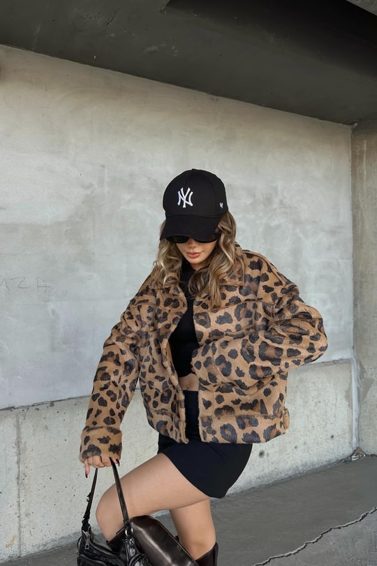 Leopar Tüylü Crop Ceket Camel