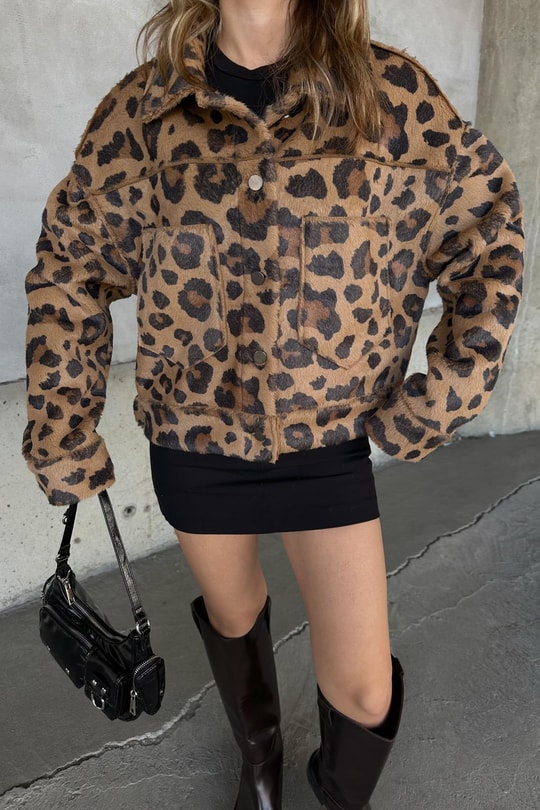 Leopar Tüylü Crop Ceket Camel