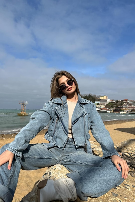 Zımbalı Denim Biker Ceket Buz Mavi