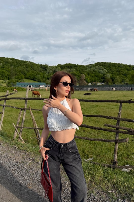 Sırt Dekolteli Straplez Crop Beyaz