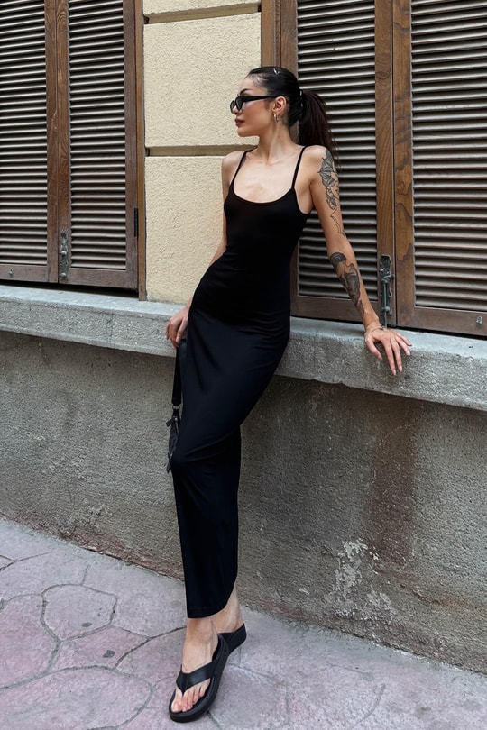 Basic Valeria Elbise Siyah