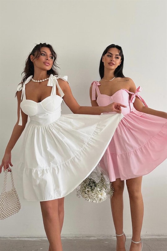 Cup Detay Poplin Helen Elbise Beyaz