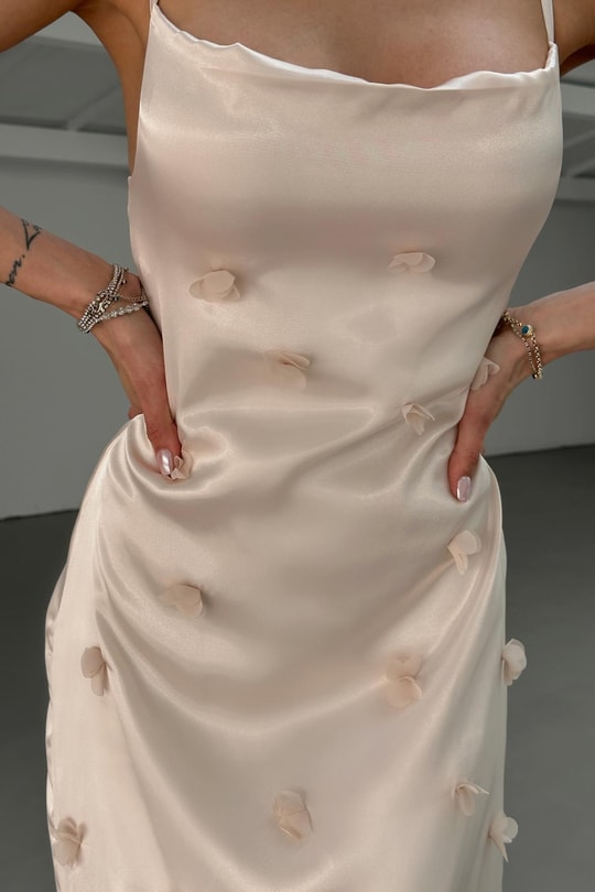 Elegant Saten Elbise Krem