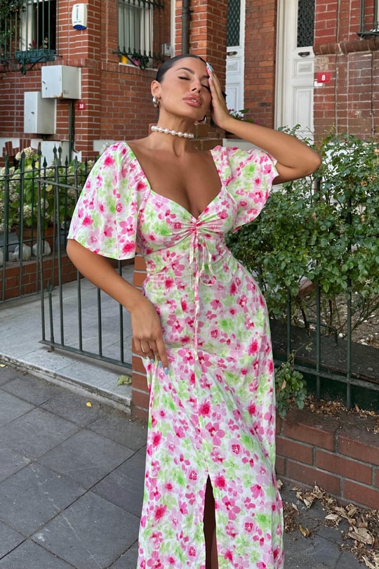 Kol Volanlı Çiçek Desen Elbise Pembe