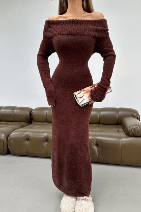 Madonna Yaka Triko Elbise Kahve