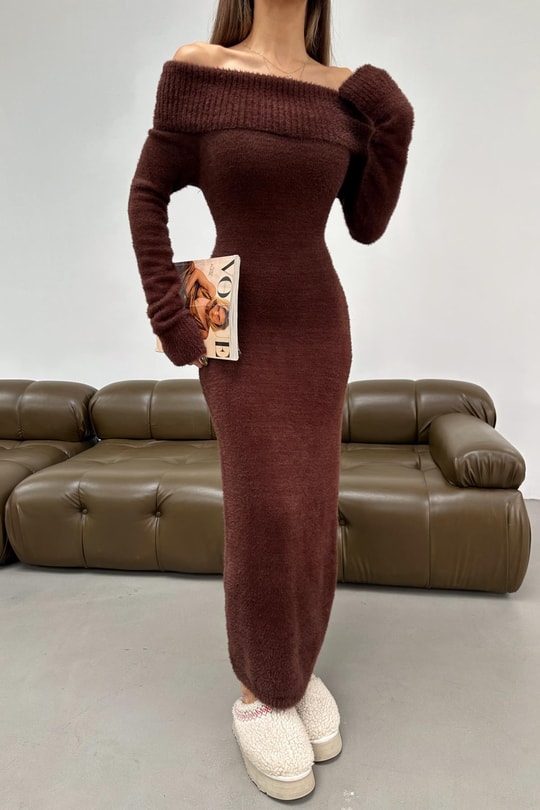 Madonna Yaka Triko Elbise Kahve