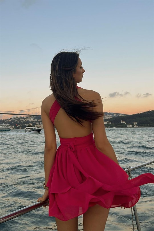 Marlyn Sırt Dekolteli Mini Elbise Fuşya