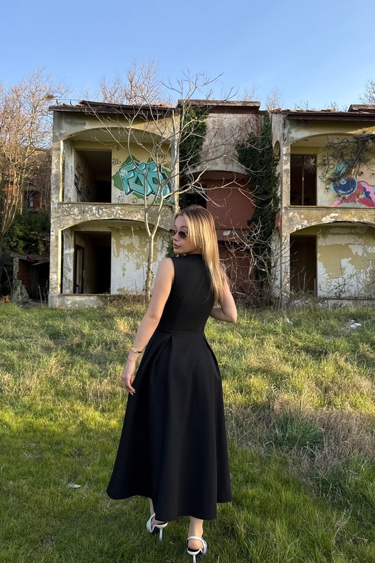 Mini Düğmeli Elegant Elbise Siyah