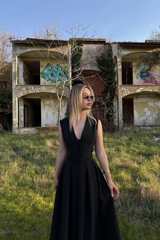 Mini Düğmeli Elegant Elbise Siyah