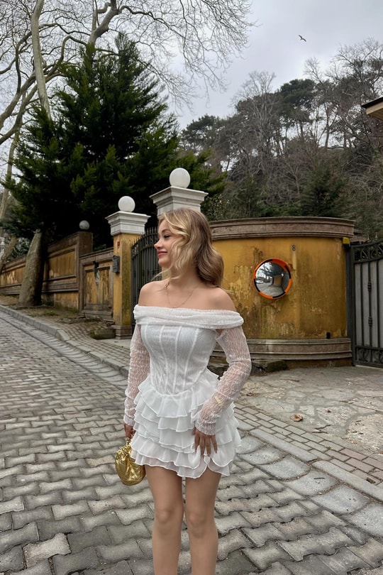 Romantic Detaylı Elbise Beyaz