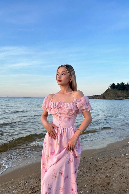 Rose Elbise Pembe