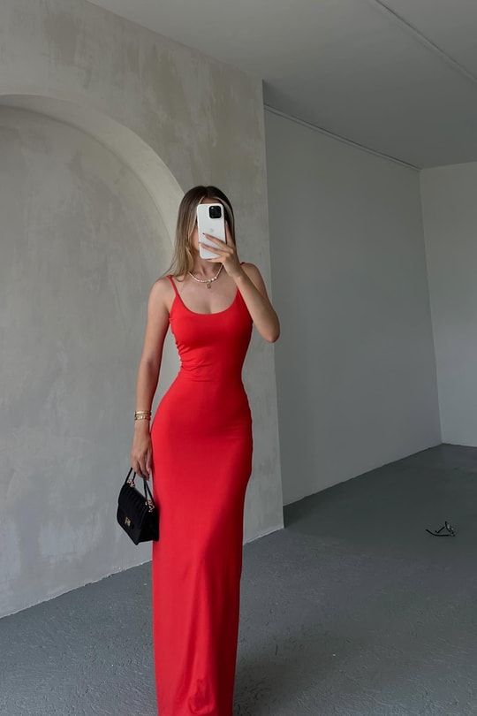 Sırtı Açık Likralı Elbise Kırmızı