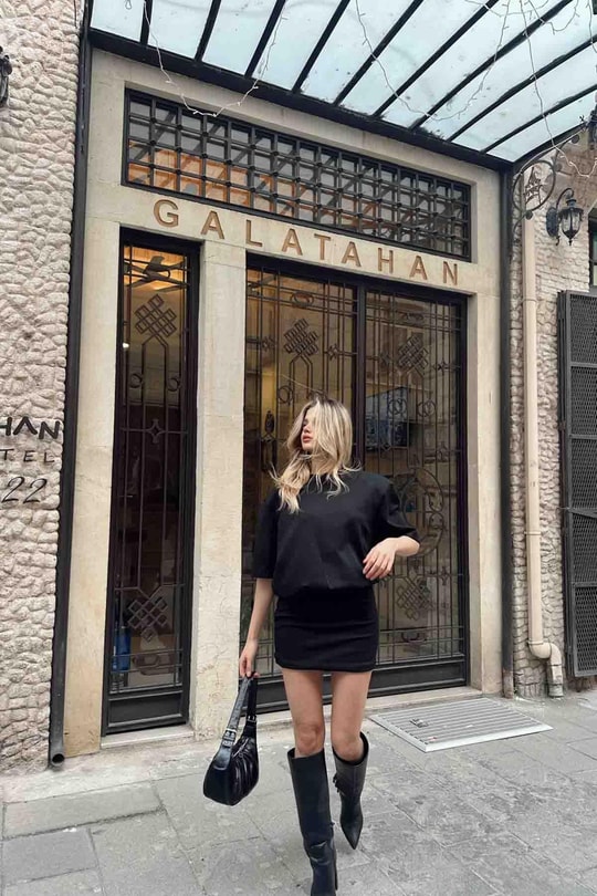 Vatkalı Street Elbise Siyah