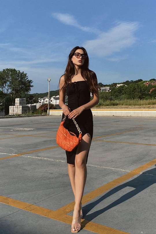 Yırtmaçlı Mira Elbise Siyah