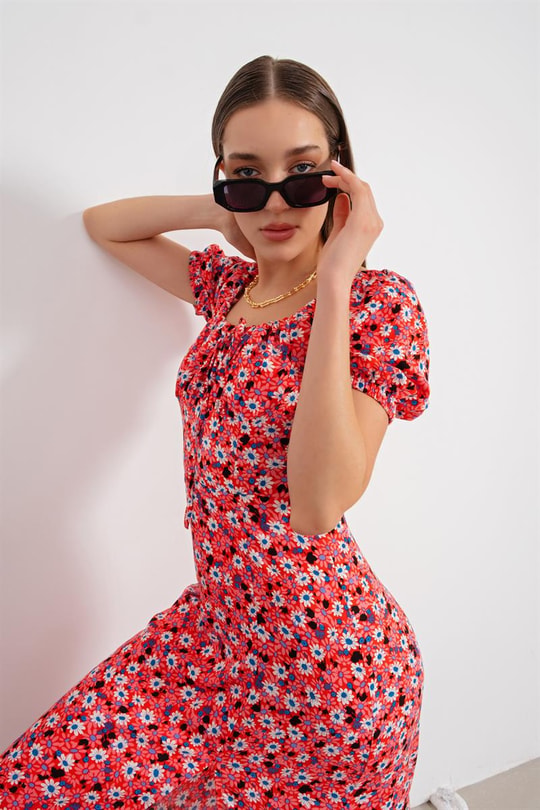 Yırtmaçlı Papatya Desen Elbise Pembe