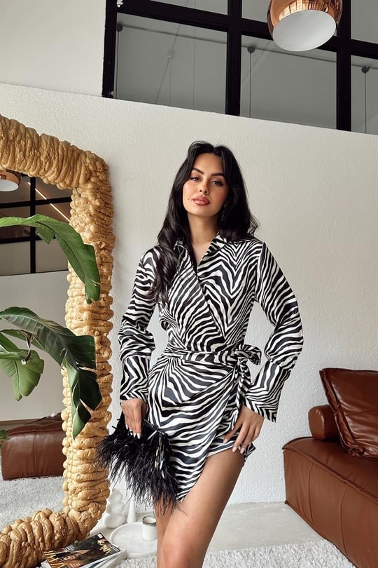 Zebra Desen Saten Elbise Siyah