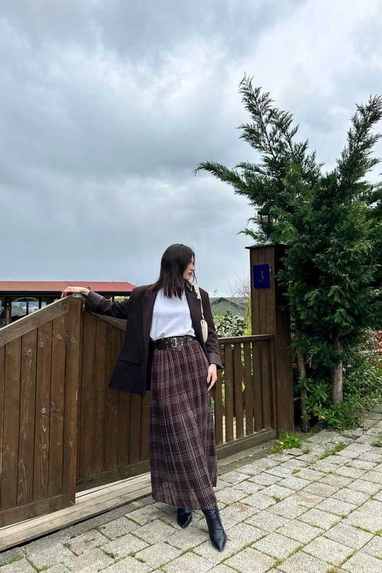Kemerli Pileli Etek Kahve