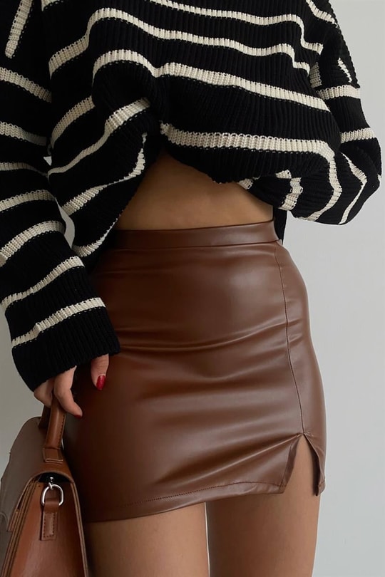 Yırtmaçlı Mini Deri Etek Taba