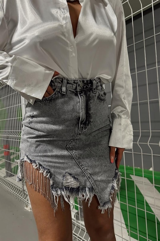 Zincirli Kısa Denim Etek Gri