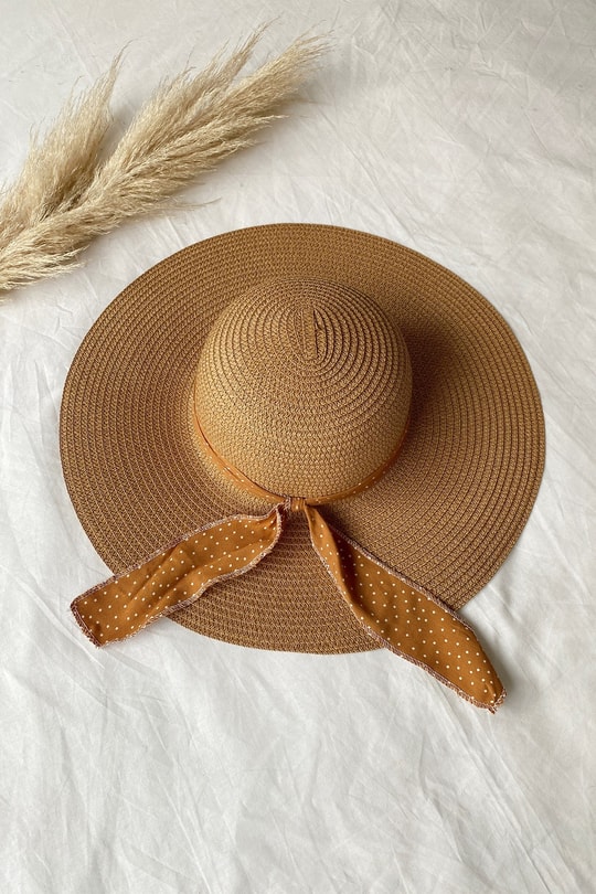 Fularlı Hasır Şapka Camel