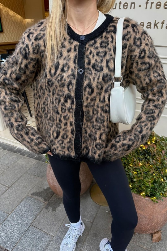 Düğmeli Yün Leopar Hırka Kahve