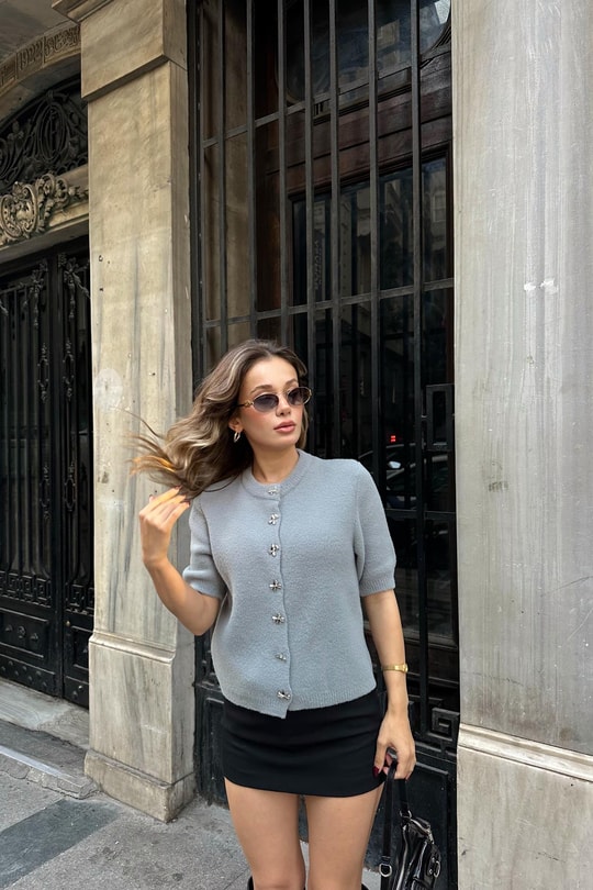 Fiyonk Düğmeli Yumoş Hırka Gri