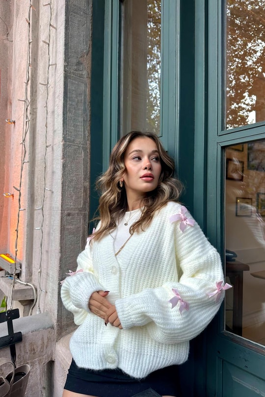 Fiyonklu Pretty Hırka Krem