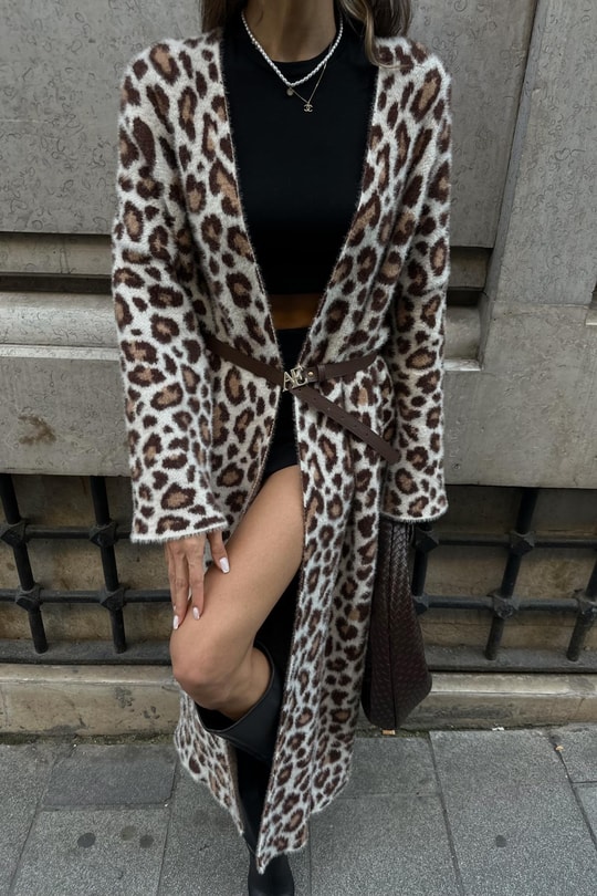 Yumoş Tüylü Leopar Hırka Taş