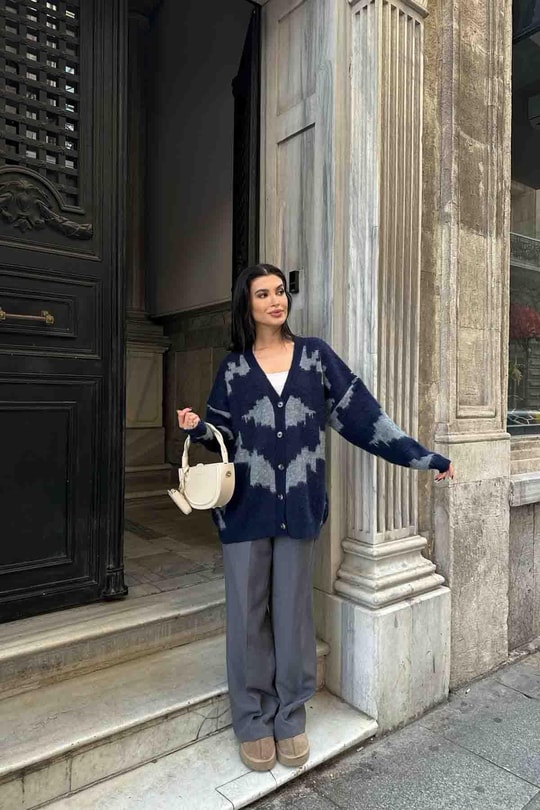 Yün Oversize Hırka Lacivert
