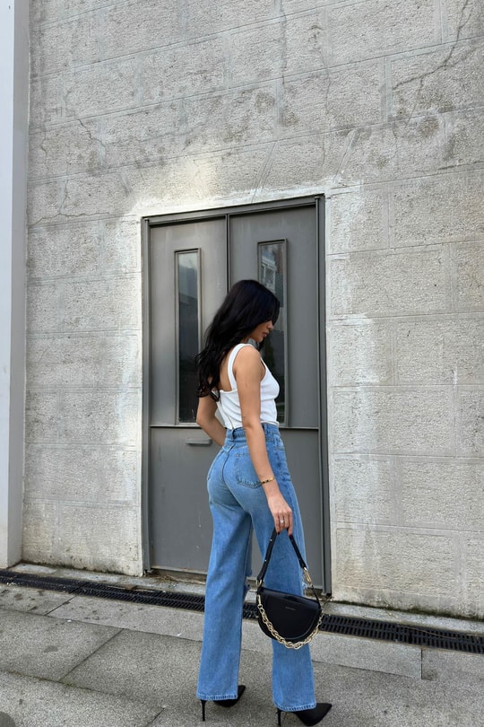 Çift Dizi Yırtık Geniş Kesim Jean Mavi