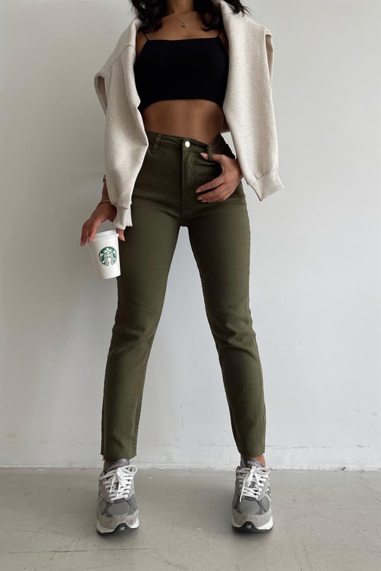 Kesik Paça Boyfit Jean Haki