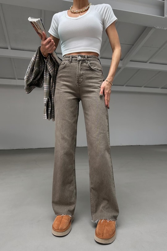Kesik Paça Straight Jean Haki
