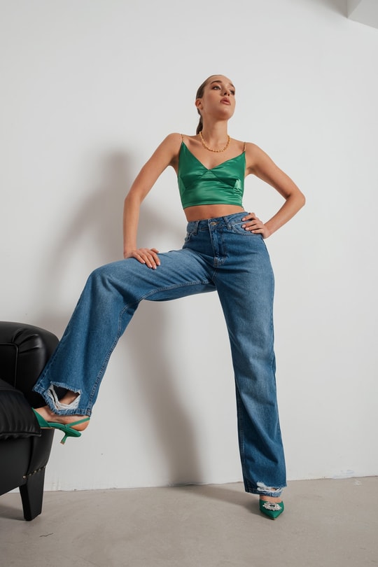 Paçası Yırtmaçlı Cool Jean Koyu Mavi
