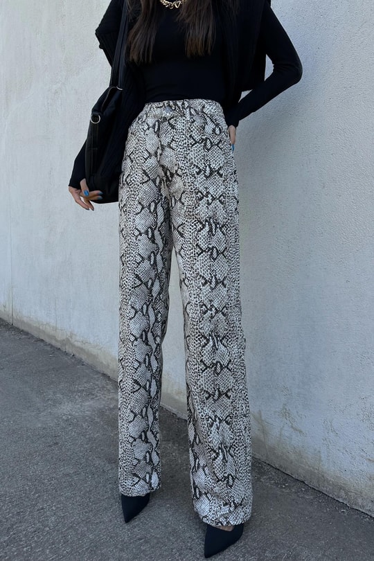 Snake Print Wideleg Jean Bej