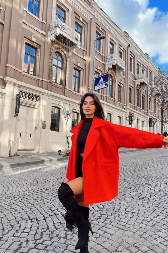 Çizgi Astarlı Bukle Kaban Kırmızı