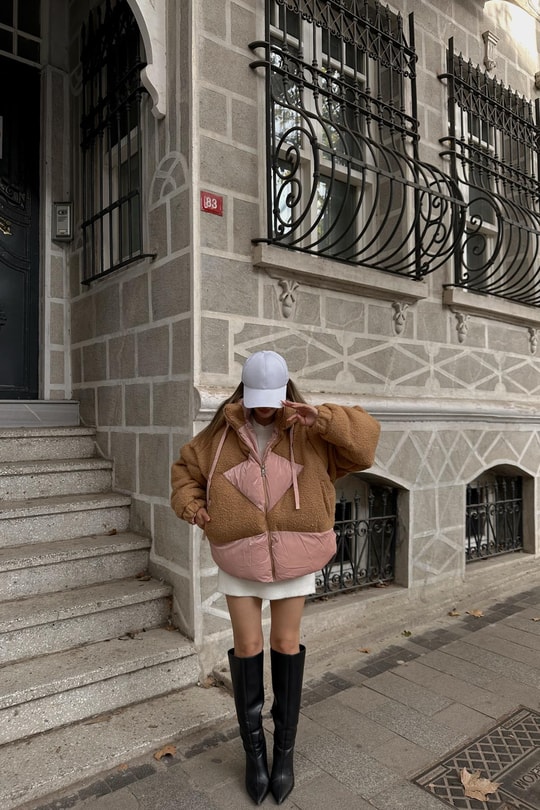 Deri Detaylı Puffer Mont Camel