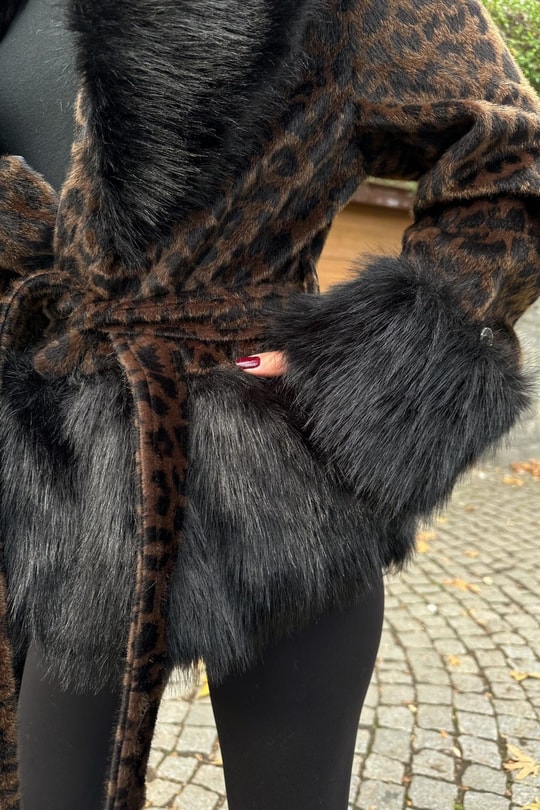 Kürklü Leopar Desenli Kaban LEOPAR DESEN