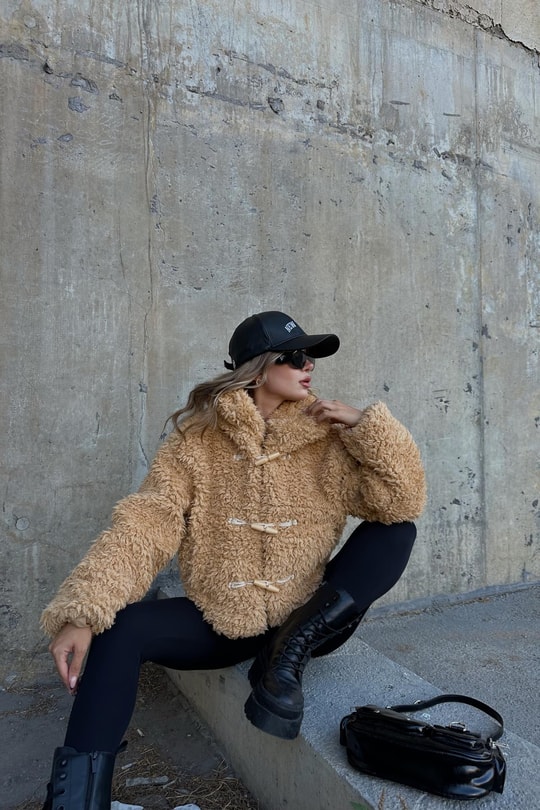 Kuzu Peluş Mont Camel