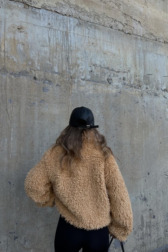 Kuzu Peluş Mont Camel