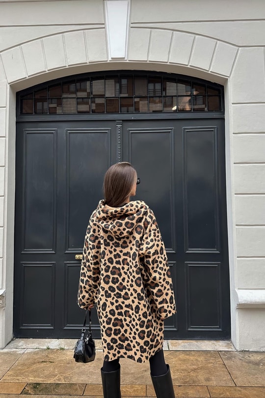 Leopar Oversize Tüylü İnce Kaban Camel