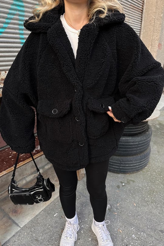 Oversize Düğmeli Peluş Mont Siyah
