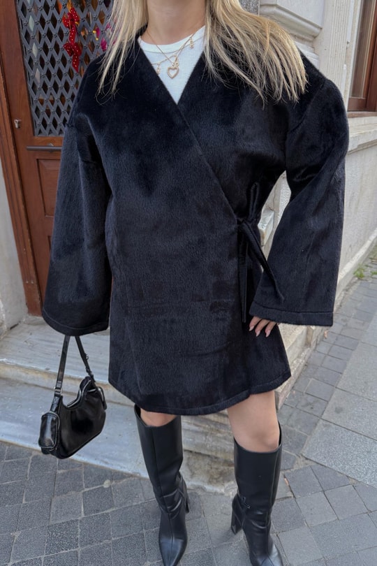 Premium Tüylü Kruvaze Bağlamalı Kaban Siyah