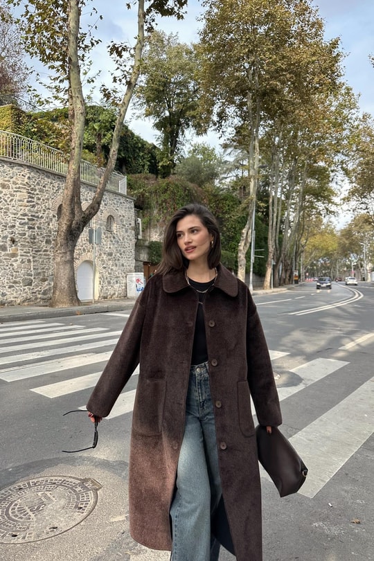 Yumuşak Tüylü Kaban Kahve