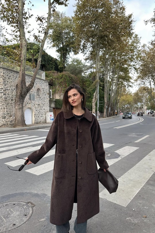 Yumuşak Tüylü Kaban Kahve