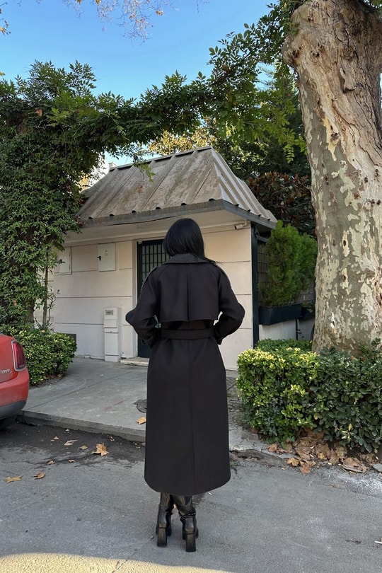 Zikzak Detaylı Kaşe Uzun Kaban Siyah