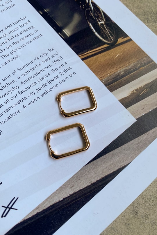 Çelik Geometrik Küpe Gold