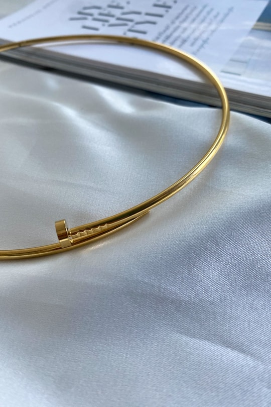 Özel Tasarım Kelepçe Kolye Gold