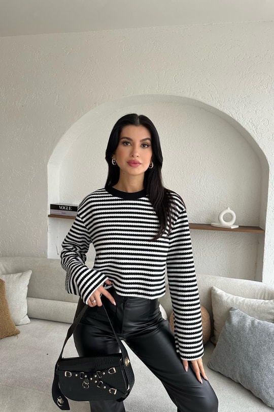 Çelik Örme Çizgili Oversize Kazak Siyah-Beyaz