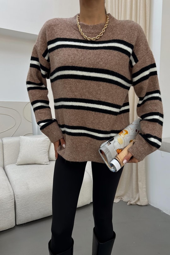 Çizgili Oversize Triko Kazak Vizon